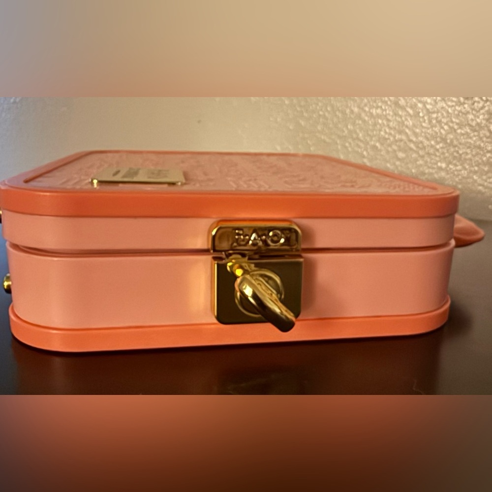 FAO Schwarz Pink Travel Makeup Case | Embossed Cosmetic Organizer - Picture 7 of 8